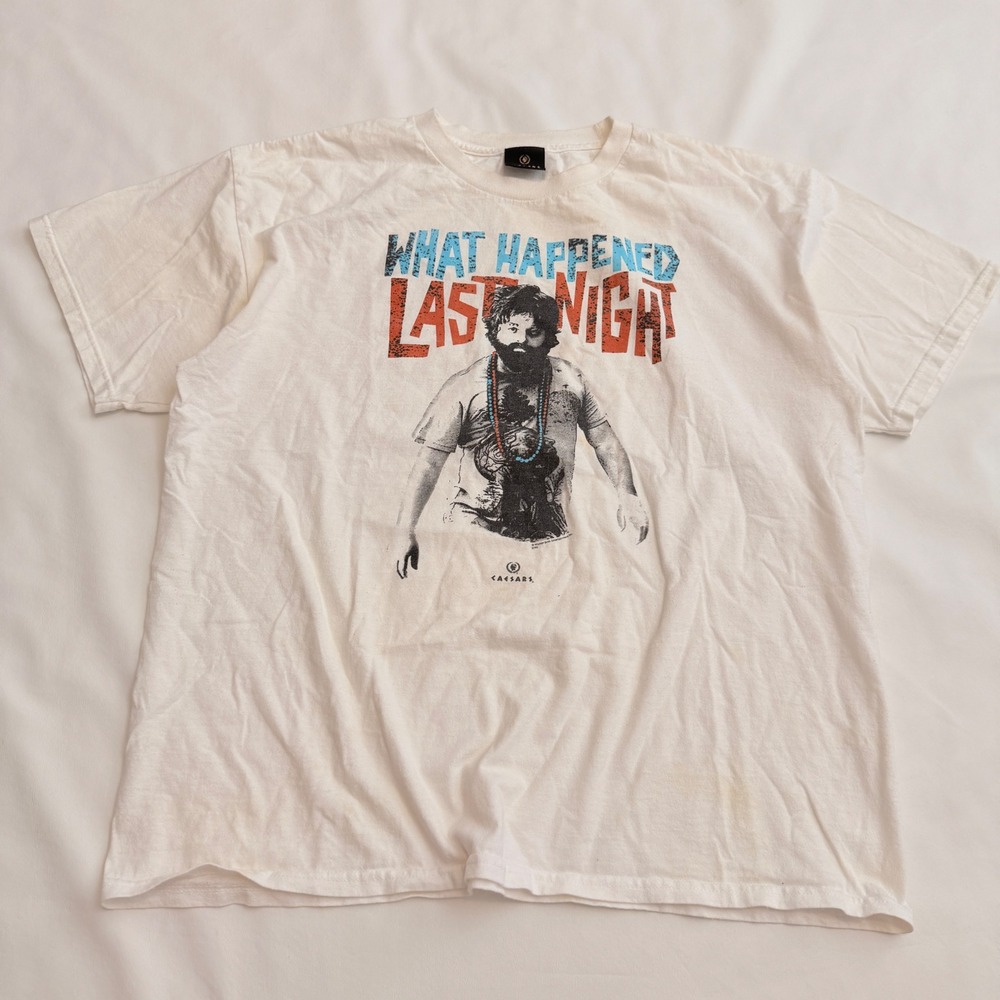 Caesars The Hangover T-Shirt Men XL White Alan What Happened Last Night 2009